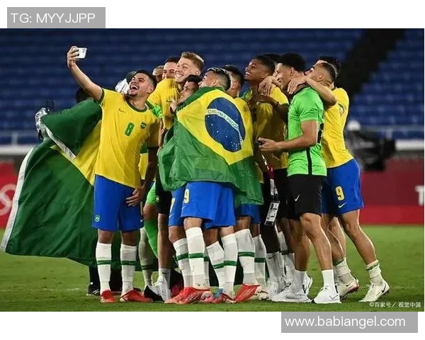 巴西足球明星酒鬼的传奇故事与他在绿茵场上的辉煌成就