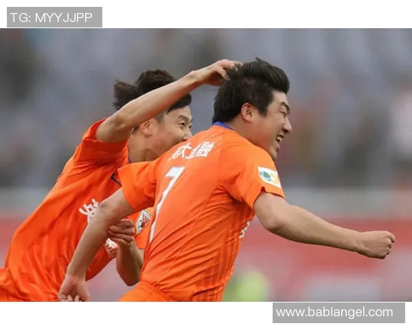 昔日7号足球明星身材走样引发热议粉丝纷纷感慨岁月无情 昔日7号足球明星身材走样引发热议粉丝纷纷感慨岁月无情