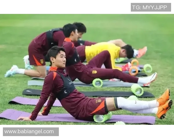 深圳业余足球明星球员展现激情与实力的赛场风采与成长故事