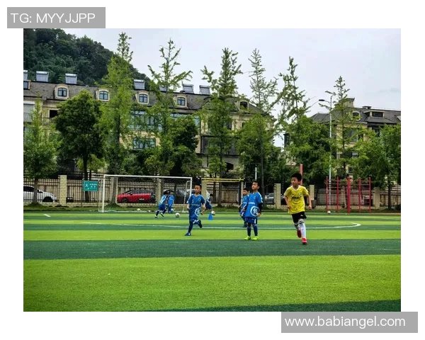 最小气足球明星是谁揭秘他的个性与球场表现分析