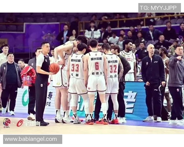 2019年首钢与浙江篮球队激战回顾精彩瞬间与赛场亮点全解析 2019年首钢与浙江篮球队激战回顾精彩瞬间与赛场亮点全解析