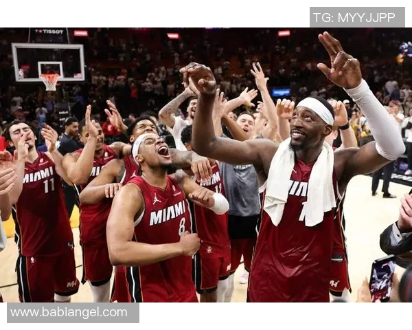 热火与湖人精彩对决视频回放全程回顾与精彩瞬间分析 热火与湖人精彩对决视频回放全程回顾与精彩瞬间分析